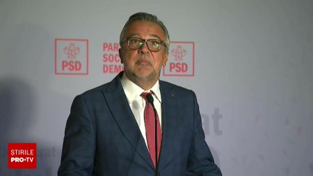 VIDEO. Purtatorul de cuvant al PSD, Lucian Romascanu, a testat sonorizarea salii de presa <span style='background:#EDF514'>CANTAND</span> O sole mio