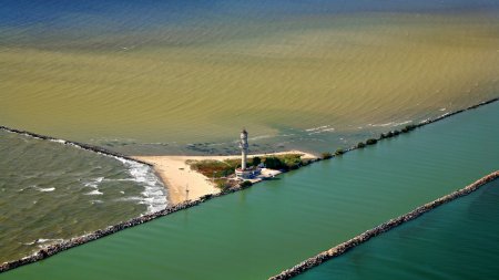 Obiective turistice in Tulcea. Ce sa faci in Sulina sau Sfantu Gheorghe, destinatii ideale pentru iubitorii de natura