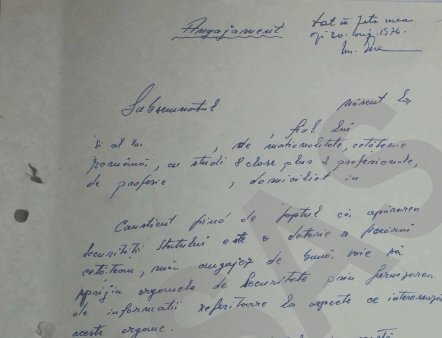 Cei mai multi turnatori din toata istoria Romaniei comuniste, recrutati in anii ’80. Cati romani au colaborat cu Securitatea pana in 1989