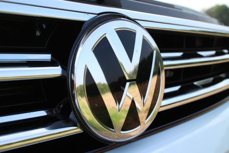 Volkswagen inchide fabrici in Germania! Cel mai mare producator european de automobile vrea sa faca economii de miliarde de euro