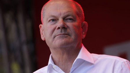 Olaf Scholz cere partidelor sa faca un <span style='background:#EDF514'>CORDON</span> sanitar in jurul extremistilor AfD, dupa victoria acestora in Thuringia