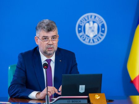 Guvernul cauta pe ultima suta de metri sa mai salveze din deficitul bugetar din 2024: amnistii fiscale, bonusuri pentru platile la timp si limitarea unor cheltuieli. Intrebarea este cat se mai poate salva. Deficitul bugetar urca insa, pentru ca veniturile suplimentare ale bugetului sunt zdrobite de cresterile de salarii si de pensii din 2024