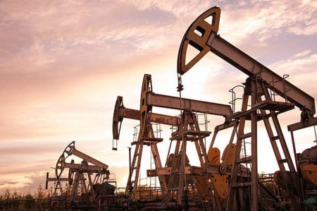 Presa: Productia OPEC a scazut in august la cel mai redus nivel din ianuarie, din cauza Libiei