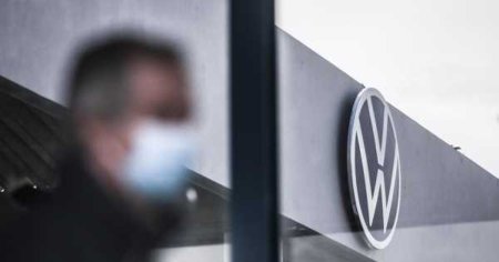 Volkswagen ar putea inchide uzine in Germania pentru prima data in istorie. 