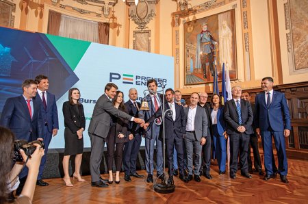 Bursa. <span style='background:#EDF514'>PREMIER EN</span>ergy a atras fondurile de pensii la listarea din mai si a continuat sa prezinte interes pentru BCR Pensii si in iunie si iulie. Compania are in actionariat trei fonduri Pilon II si cinci fonduri Pilon III