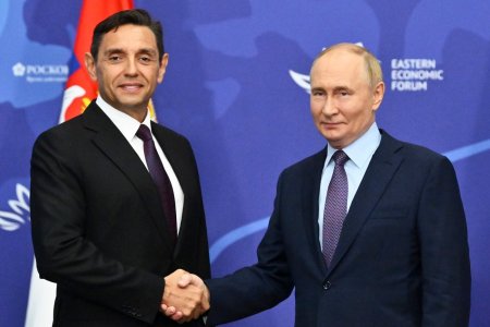 Fostul sef al spionilor sarbi s-a intalnit cu Putin la Vladivostok si i-a dat asigurari ca Belgradul ramane un 