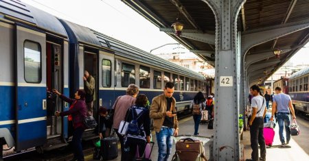 Ce se intampla cu gratuitatea elevilor la transportul cu trenul. CFR a facut anuntul