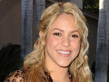 <span style='background:#EDF514'>SHAKIRA</span> compara Fiscul spaniol cu Inchizitia