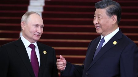 Vladimir Putin spune ca il asteapta pe Xi Jinping in octombrie in Rusia, la un summit BRICS