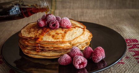 Secretul pentru clatitele moi si pufoase. Ingredientul care le va face mai bune ca niciodata e in frigider