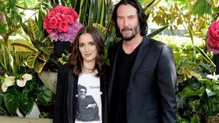 Keanu Reeves si Winona Ryder isi spun 