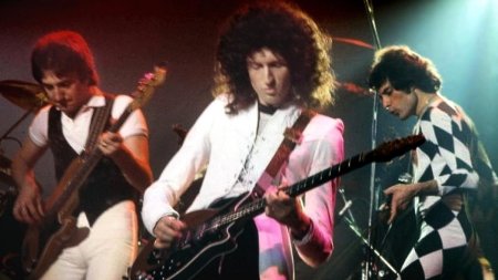 Brian May, chitaristul Queen, dus de urgenta la spital dupa un accident vascular cerebral