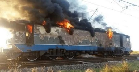 Alerta in Prahova. Locomotiva unui tren in care se afla 100 de calatori a luat foc