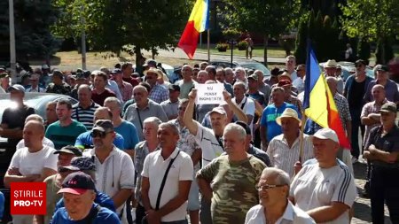 Fosti mineri au protestat in Baia Mare, nemultumiti de recalcularea pensiilor. Mi-a taiat mai mult de jumatate