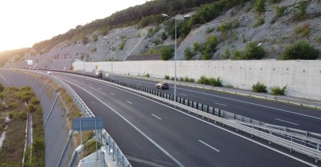 <span style='background:#EDF514'>AUTOSTRAZILE</span> din Romania, dotate cu un sistem performant ca in Germania. Pe A3 vor fi 20 de aparate pe 60 de km