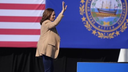 Kamala Harris accepta toate regulile pentru dezbaterea cu Donald Trump, inclusiv ca <span style='background:#EDF514'>MICROF</span>oanele sa fie taiate