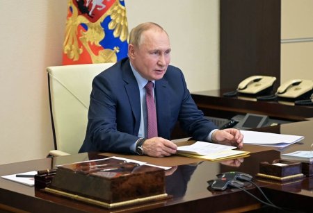 Vladimir Putin: Cucerirea regiunii <span style='background:#EDF514'>DONBAS</span> din Ucraina ramane principala prioritate a Rusiei