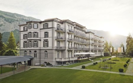 Tranzactie surpriza: Fratii Paval de la Dedeman, cei mai de succes antreprenori romani, au cumparat complexul hotelier de cinci stele Waldhaus Flims Wellness Resort din Elvetia