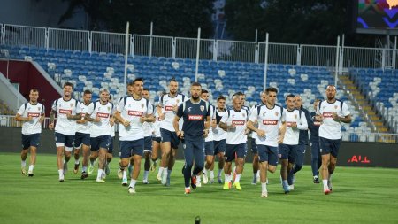 Nationala Romaniei de fotbal, pregatita de meciul cu Kosovo. Tricolorii au facut joi seara antrenamentul oficial