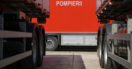 Un apartament a fost mistuit de flacari in Ploiesti. 18 persoane au fost evacuate din imobil