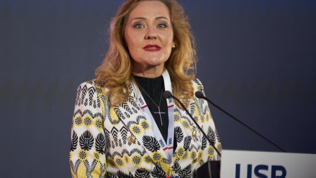 USR va candida pe liste proprii la alegerile viitoare, anunta Elena Lasconi