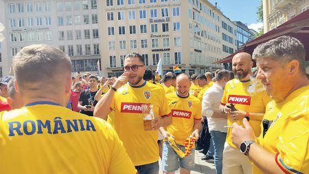 Suporterii care merg la stadion, indemnati sa se imbrace in galben la meciul Romania-Lituania