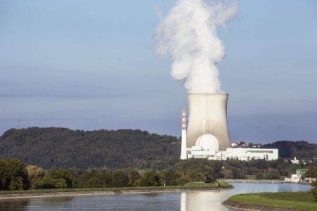 Media: Italia este pe cale sa renunte la interdictia privind energia nucleara