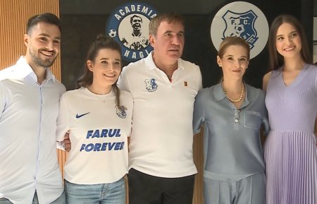 Kira Hagi l-a prezentat oficial parintilor pe viitorul ei sot, Thomas Ferfelis. Cum a aparut fata lui Gica Hagi alaturi de logodnic si de viitoarea soacra