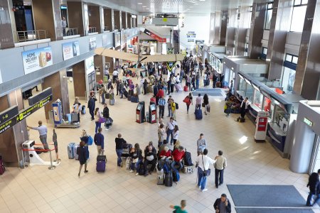 Traficul de pasageri pe aeroporturile romanesti, pe un trend ascendent