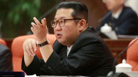 KCNA: Liderul nord-coreean Kim Jong Un afirma ca tara va creste numarul de arme nucleare