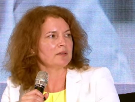 Mihaela Stroia, CEO al Uniqa Asigurari de Viata: Pentru asigurarile de viata mixte mergem pe un nivel al primelor de 500-600 euro pe an, tocmai ca sa fie atractiv si pentru client. Exista si posibilitatea de indexare de la un an la altul pentru a pastra suma asigurata fara a fi influentata de inflatie