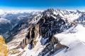 Cei patru alpinisti ramasi blocati pe Mont Blanc din cauza vremii rele au fost gasiti morti