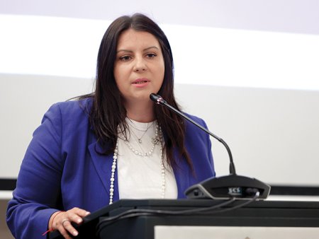 Bursa. Gabriela Horga, vicepresedinte, ASF, responsabil piata de capital, vine pe 19 septembrie la ZF Piata de Capital, a treia editie. Cum merge modernizarea cadrului de reglementare pe Bursa de Valori? Ce s-a realizat pana acum si ce isi propune Autoritatea pe mai departe? Cum este dosarul Contrapartii Centrale? Cum vede reglementatorul operationalizarea CCP?