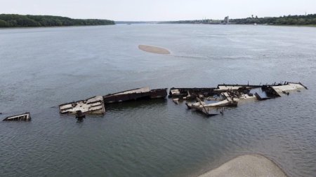 Nivelul scazut al Dunarii scoate la iveala nave scufundate in Al Doilea Razboi Mondial, in Serbia si Ungaria