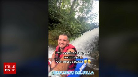 Turistii din Spania confunda o conducta de evacuare a apei uzate cu o cascada si fac dus sub ea | VIDEO