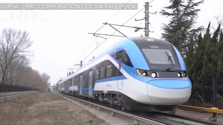 Primul tren electric chinezesc urmeaza sa circule pe sinele din Romania. Prin ce orase va trece