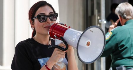 Cine este Laura Loomer, agitatoare de dreapta si sustinatoare infocata a lui Donald Trump. Ce influenta exercita asupra fostului presedinte american