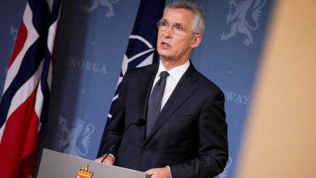 Stoltenberg spune ca NATO ar fi putut sa faca mai mult pentru a impiedica declansarea invaziei rusesti in Ucraina