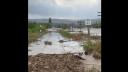 Haos pe calea ferata, din cauza inundatiilor: Mai multe trenuri au ramas blocate. Sinele, inghitite de ape