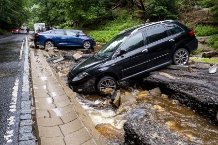 Europa Centrala si de Est se pregateste pentru cele mai devastatoare inundatii din ultimele decenii. Mii de case sunt distruse, vanturile ajung pana aproape de 150 km/h, iar autoritatile sunt in alerta rosie