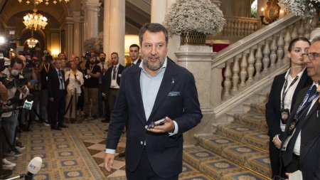 Un procuror cere 6 ani de inchisoare pentru vicepremierul Italiei, Matteo Salvini. Ce acuzatii i se aduc?