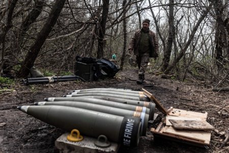 Razboiul din Ucraina, ziua 935. Ucraina a lansat productia de obuze de artilerie de 155 mm / ISW: Fortele ucrainene avanseaza in regiunea <span style='background:#EDF514'>KURSK</span> si cuceresc mai multe sate