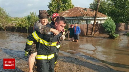 De la agonie la extaz. Numarul celor ucisi de potop in Galati a ajuns la 5, dar o persoana disparuta a fost gasita in viata