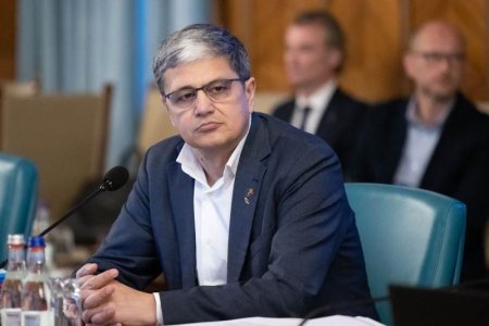 Marcel Bolos: 'Vom aloca fonduri din Fondul de Interventii pentru Situatii de Urgenta, pentru a ajuta la refacerea caselor afectate de inundatii'