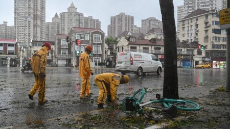 Shanghai a fost lovit de cel mai puternic taifun din ultimii 75 de ani. A fost emisa alerta rosie, mii de oameni au fost evacuati