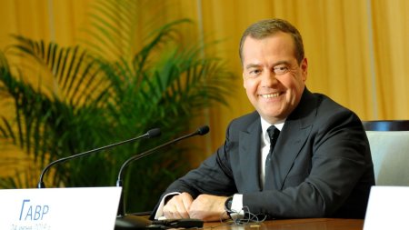 Un alt delir marca Medvedev. Fostul presedinte rus a propus sa publice datele personale ale 