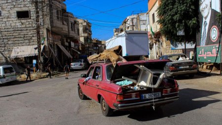 Trei decese si zeci de raniti in explozii misterioase provocate de pagere in sudul Beirutului. Hezbollah investigheaza