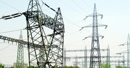 ANRE a aprobat normele de stabilire a tarifelor pentru transportul si distributia energiei electrice