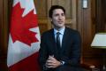 Trudeau supravietuieste votului de <span style='background:#EDF514'>INCREDERE</span> in parlamentul canadian, dar o noua amenintare planeaza