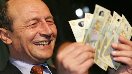 Ce pensie are Traian Basescu: 